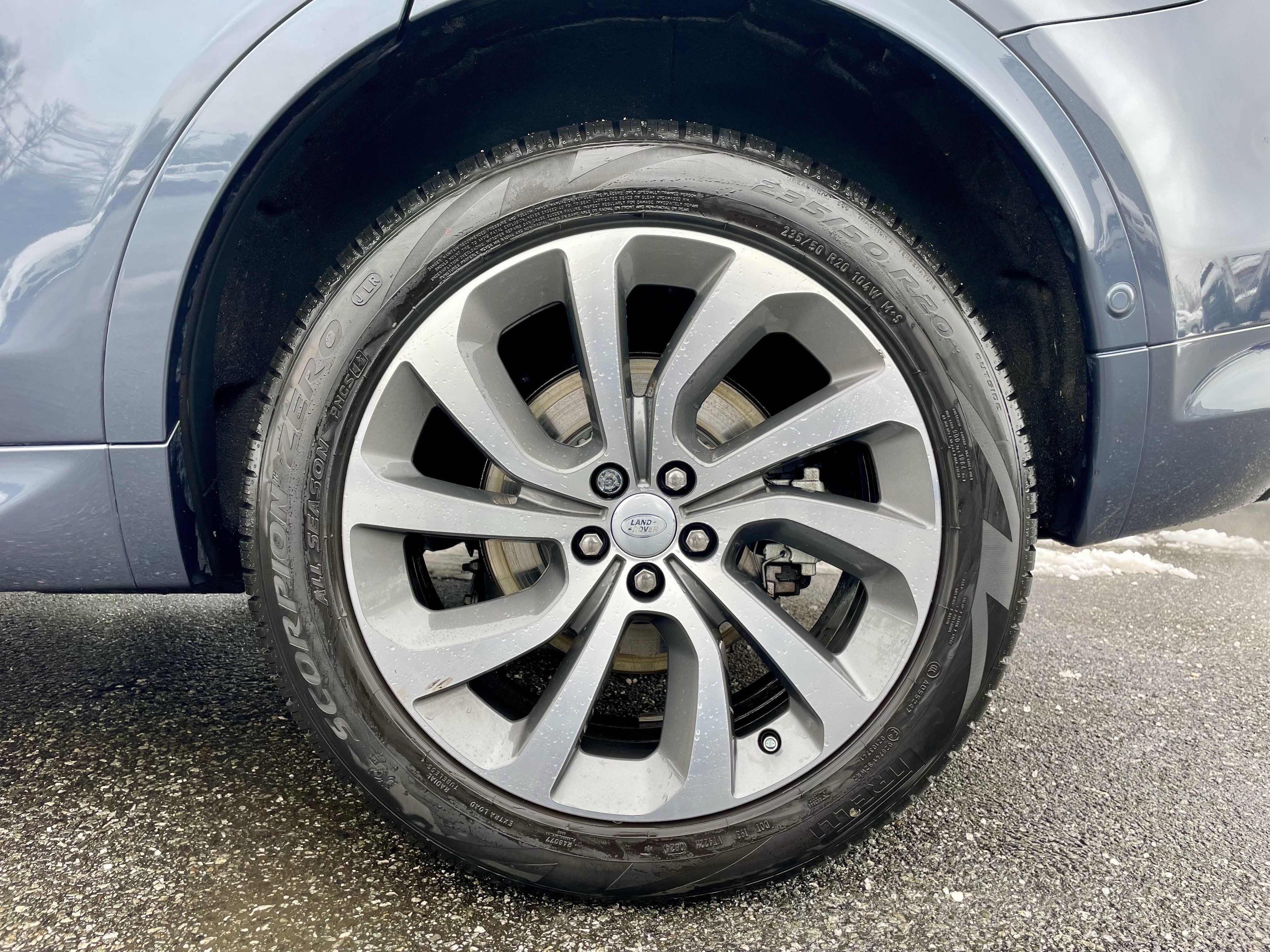 Certified 2024 Land Rover Discovery Sport S image 10