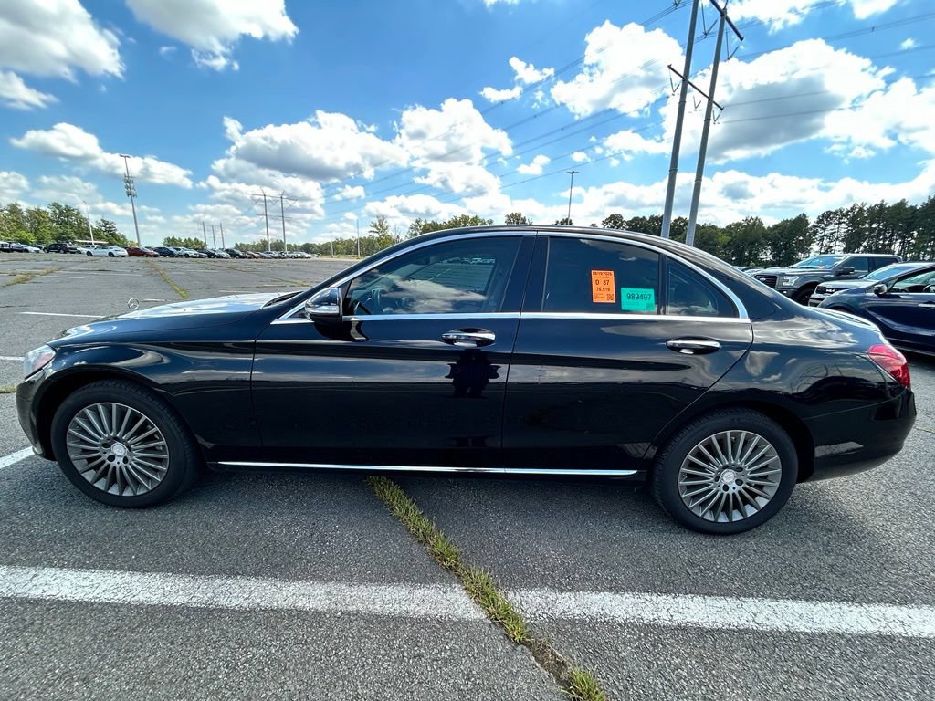 Used 2015 Mercedes-Benz C 300 4MATIC Sedan image 5
