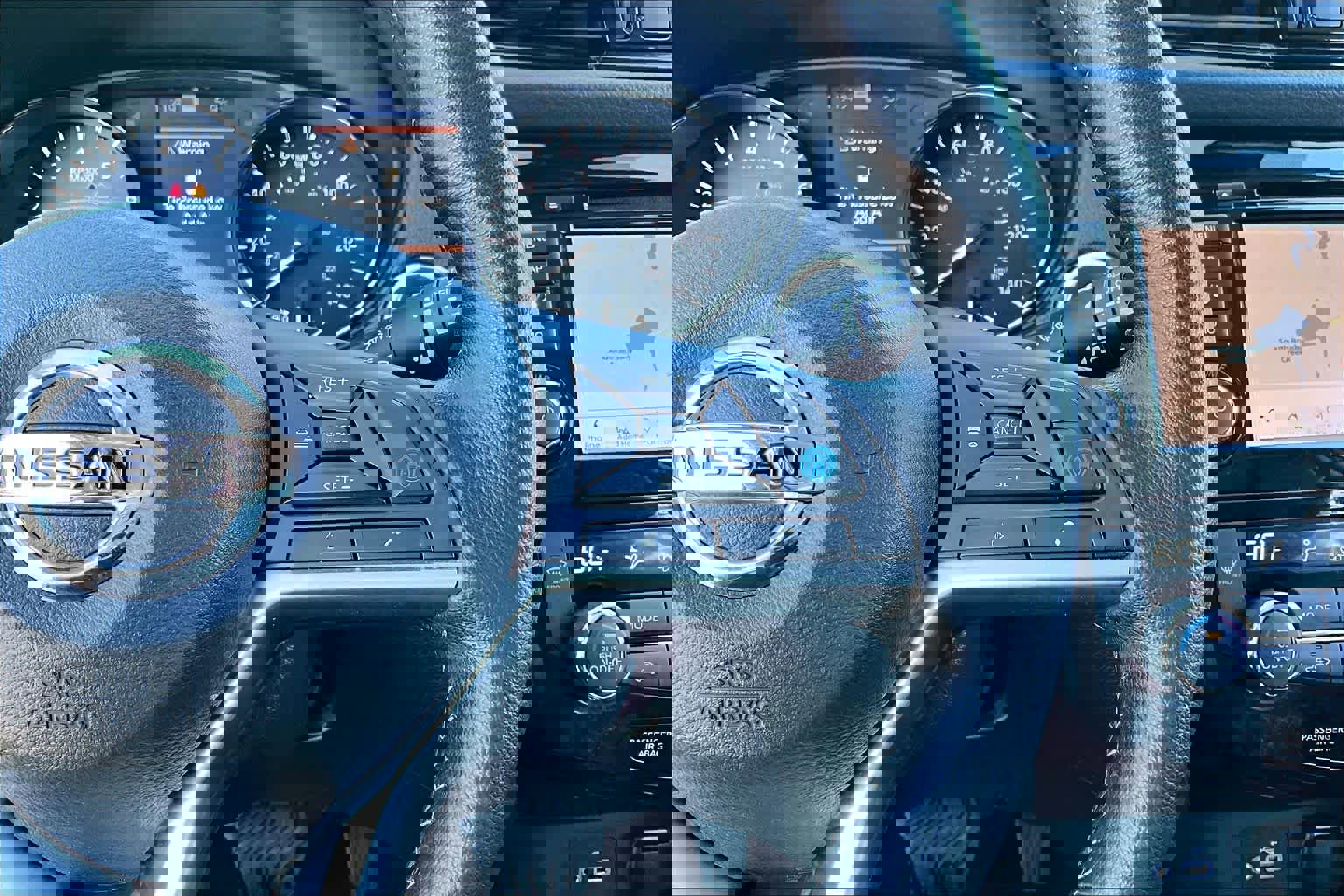 Used 2022 Nissan Rogue Sport SL image 48