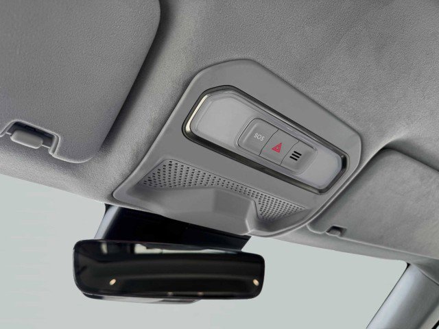 Used 2024 Rivian R1S Adventure image 36