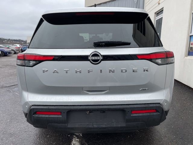 Used 2024 Nissan Pathfinder S AWD/4WD image 4