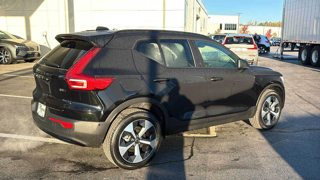 New 2026 Volvo XC40 B5 Plus w/ Protection Package Premier AWD/4WD image 28