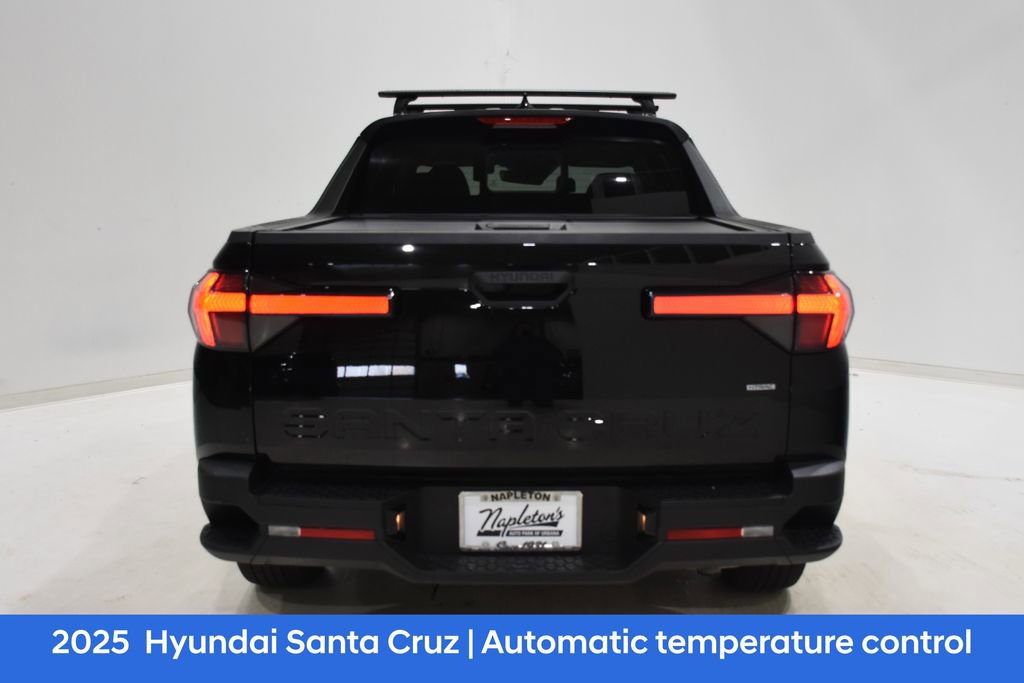 Certified 2025 Hyundai Santa Cruz SEL image 6