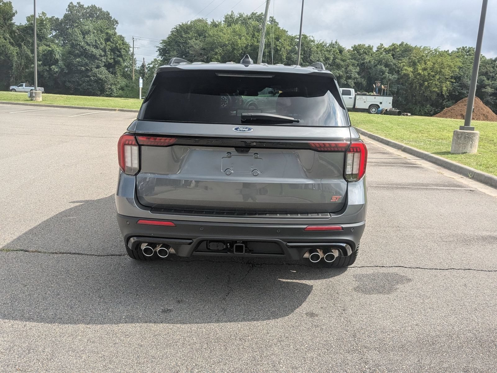 New 2026 Ford Explorer ST w/ Sun And Sound Package AWD/4WD image 4