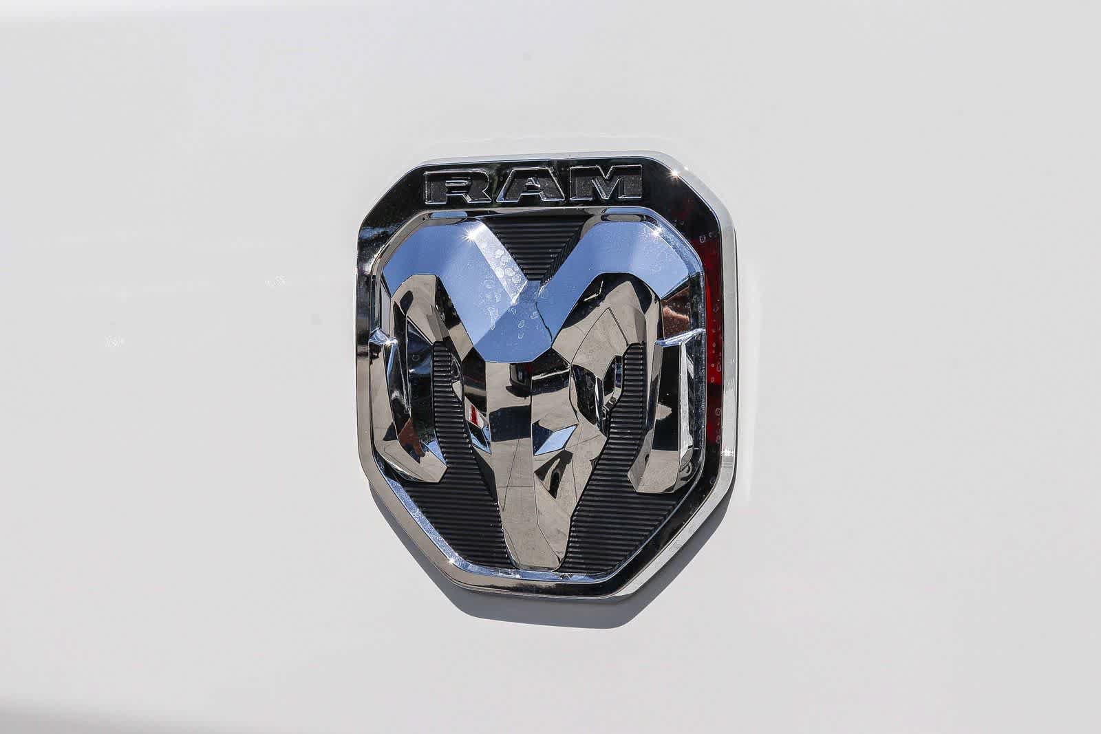 Used 2026 RAM ProMaster 2500 FWD image 12
