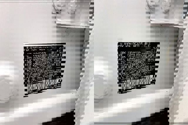 Certified 2023 Honda HR-V LX image 32