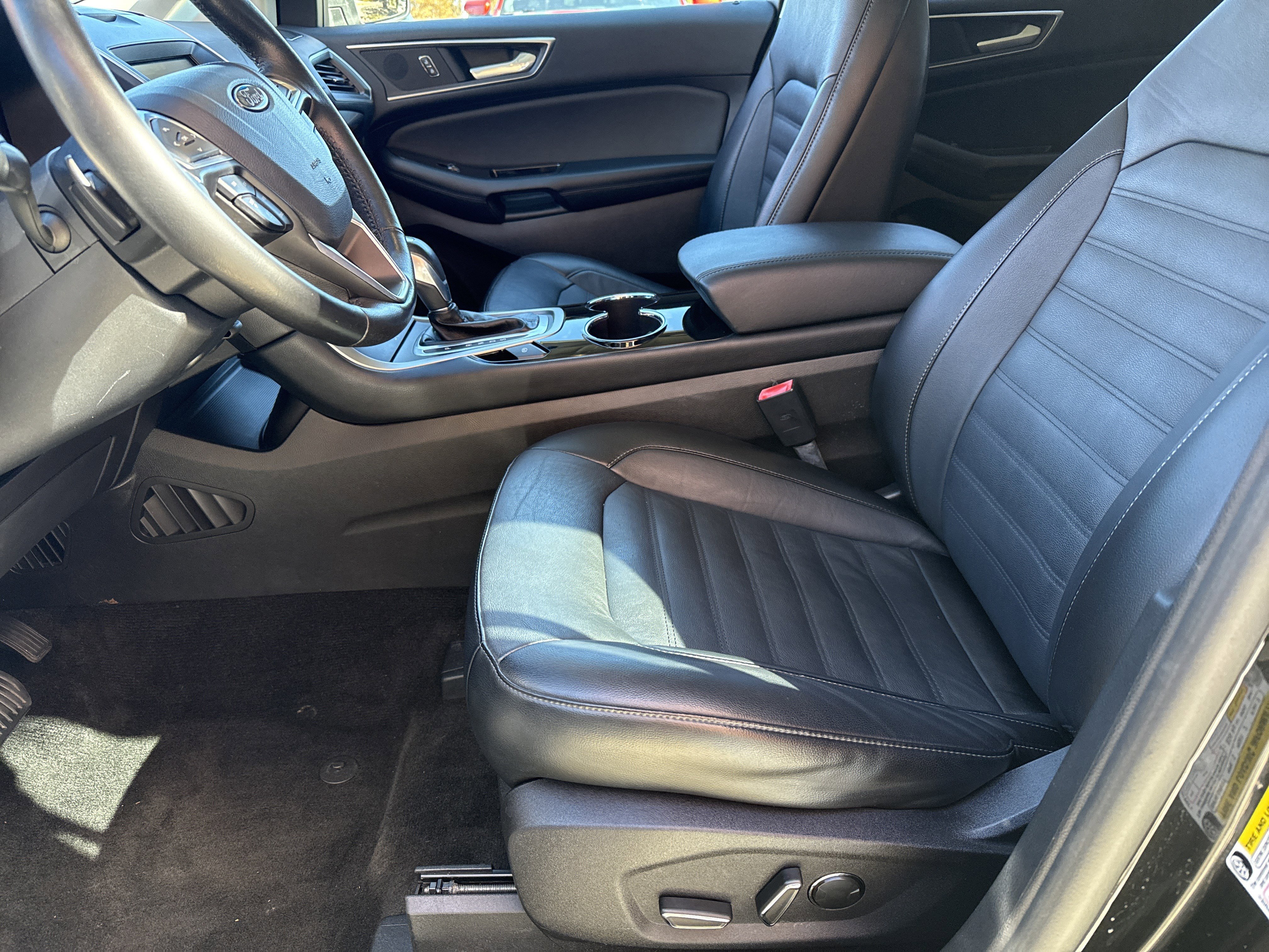 Used 2015 Ford Edge SEL w/ Equipment Group 201A image 9