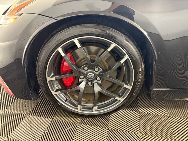Used 2019 Nissan 370Z NISMO RWD image 21