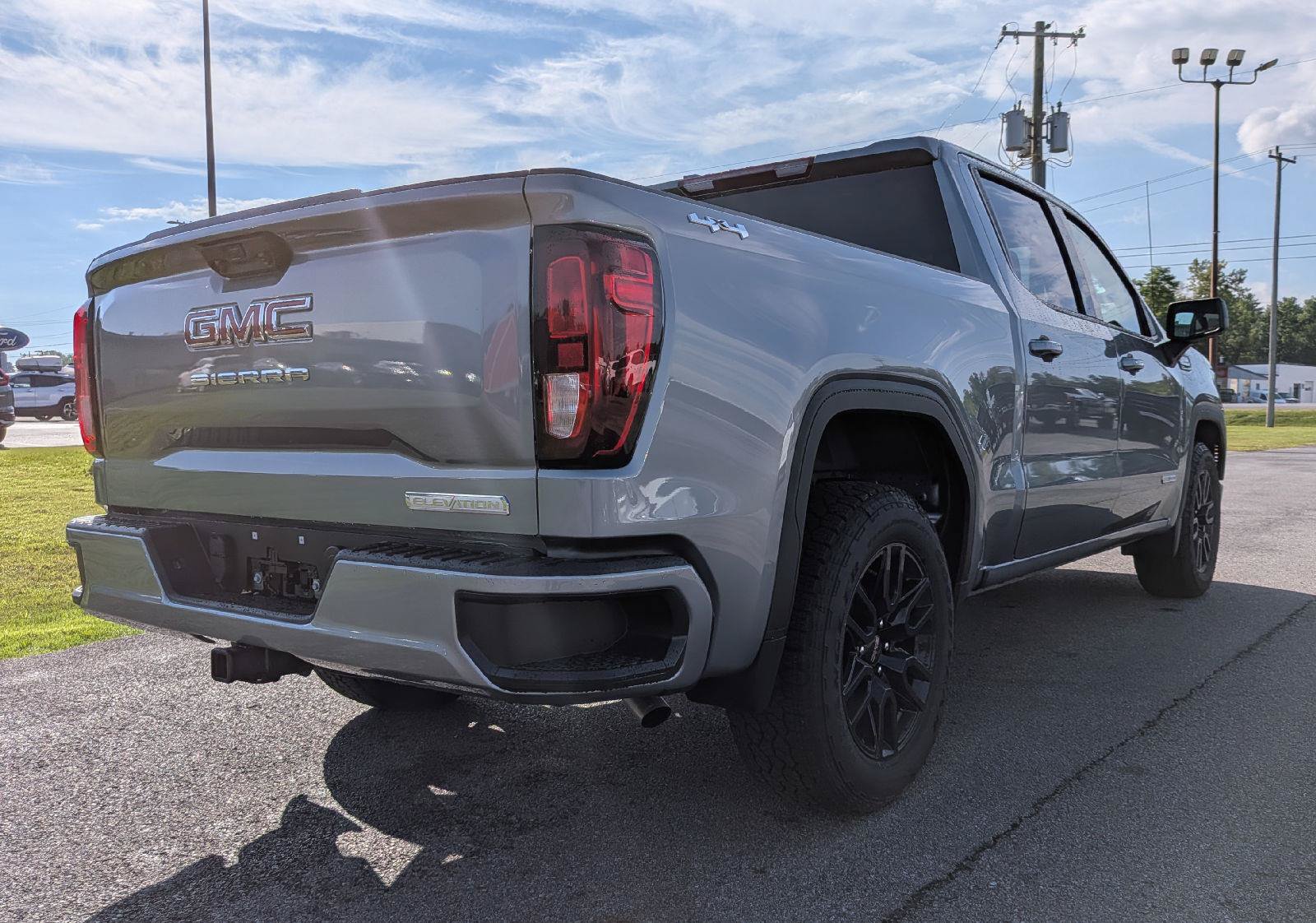 New 2026 GMC Sierra 1500 Elevation AWD/4WD image 7