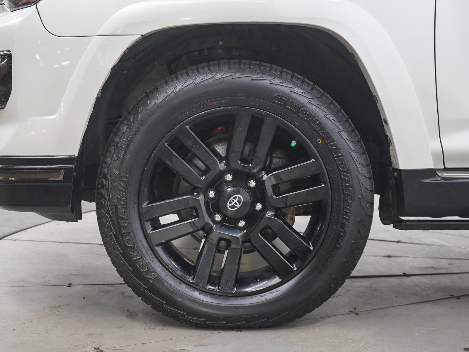 Used 2019 Toyota 4Runner Limited AWD/4WD image 29