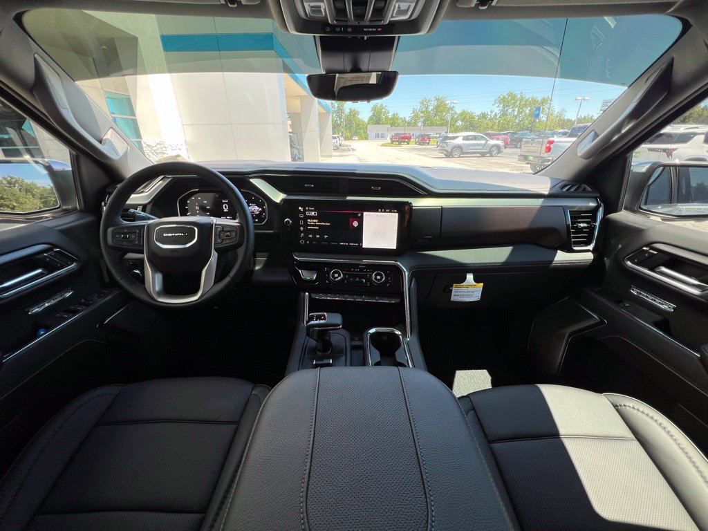 New 2026 GMC Sierra 1500 Denali w/ Denali Reserve Package AWD/4WD image 2
