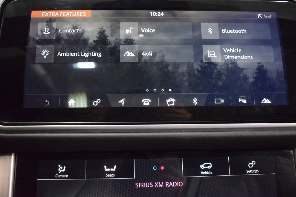 Used 2019 Land Rover Range Rover Long Wheelbase Supercharged image 32