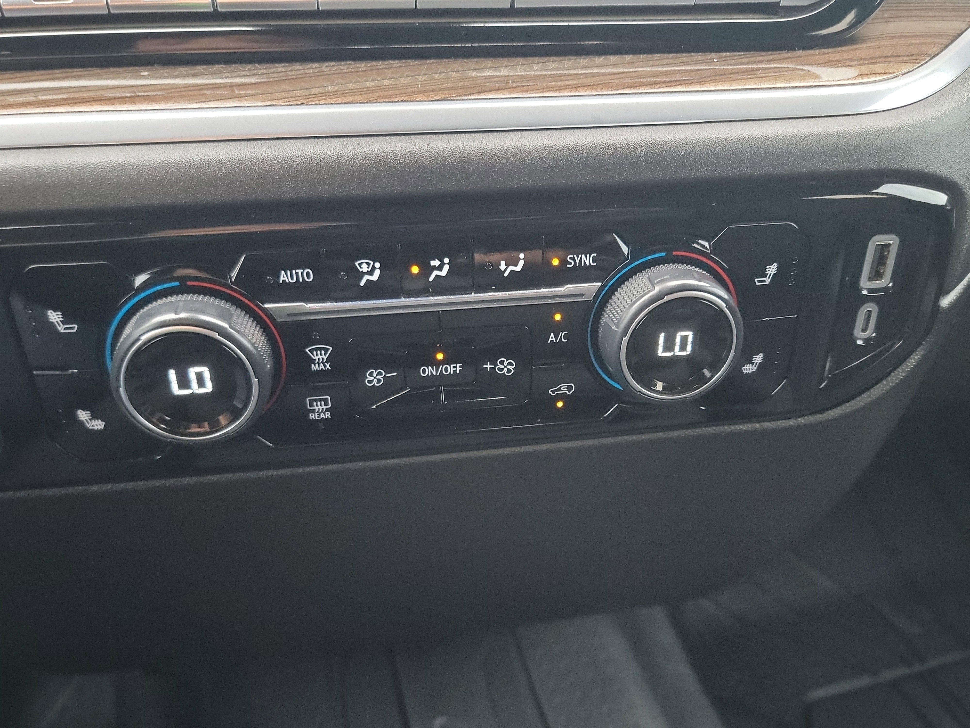 Certified 2024 Chevrolet Silverado 1500 LT w/ Texas Edition Plus RWD image 18