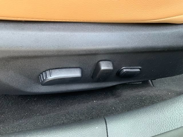 Used 2022 Nissan Sentra SV w/ SV Premium Package FWD image 22