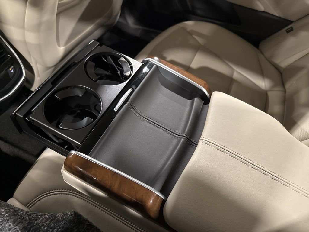 Used 2019 Cadillac XTS Luxury w/ Driver Awareness Package image 50