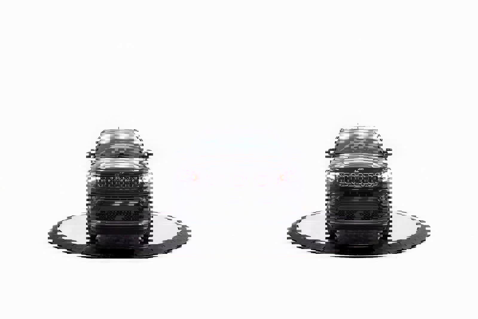 Used 2023 Jeep Compass Latitude image 10