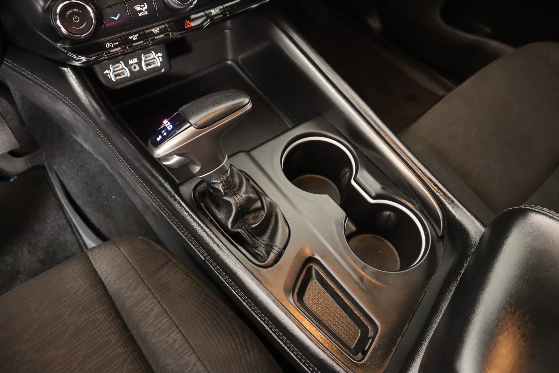 Used 2022 Dodge Durango SXT w/ Blacktop Package image 7