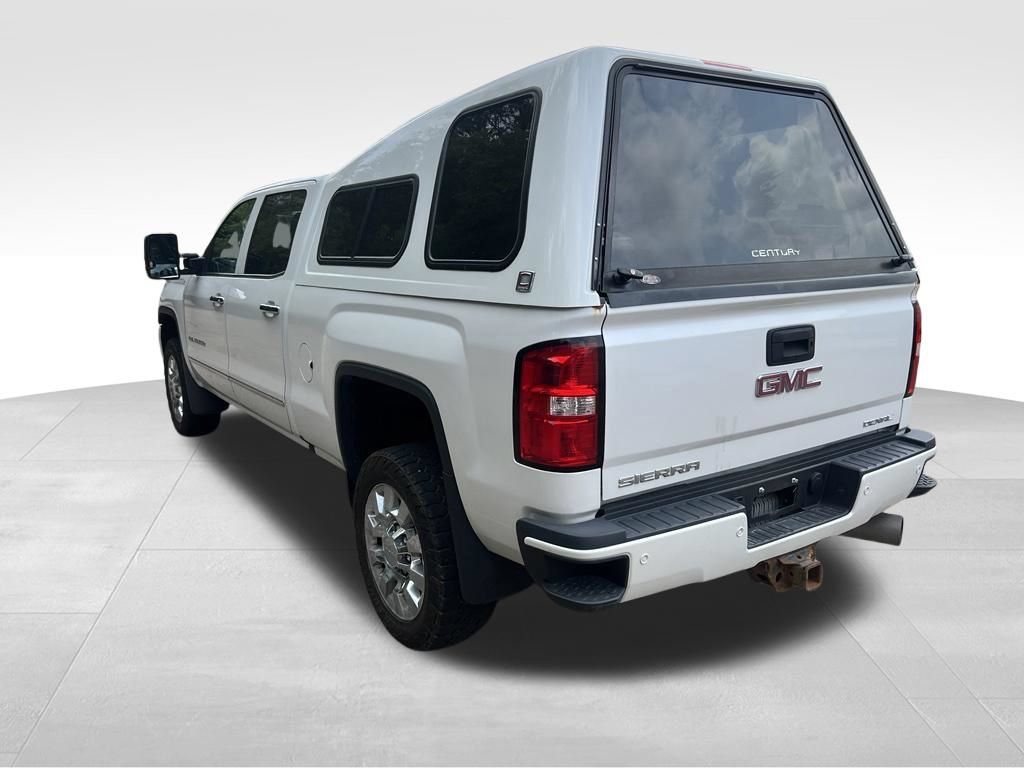 Used 2018 GMC Sierra 2500 Denali AWD/4WD image 6