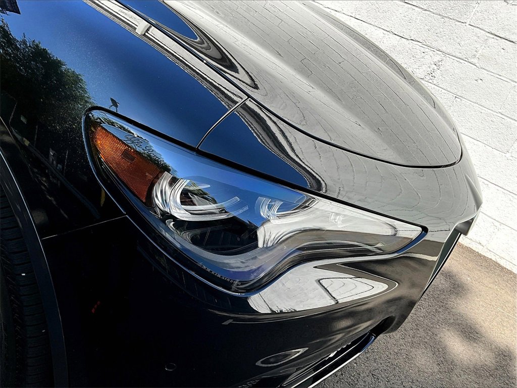 Used 2024 Alfa Romeo Stelvio Ti image 30