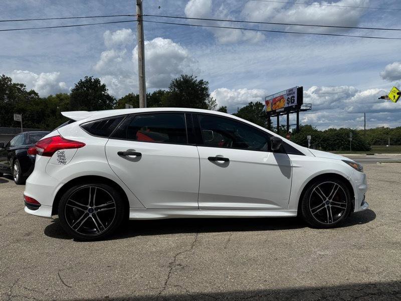 Used 2016 Ford Focus ST image 5