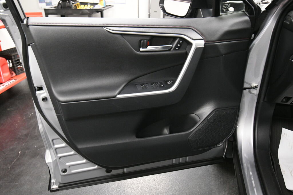 Used 2022 Toyota RAV4 XSE image 14