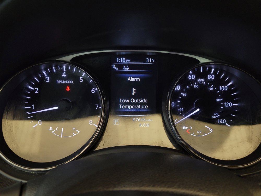 Used 2015 Nissan Rogue SL w/ SL Premium Package image 23