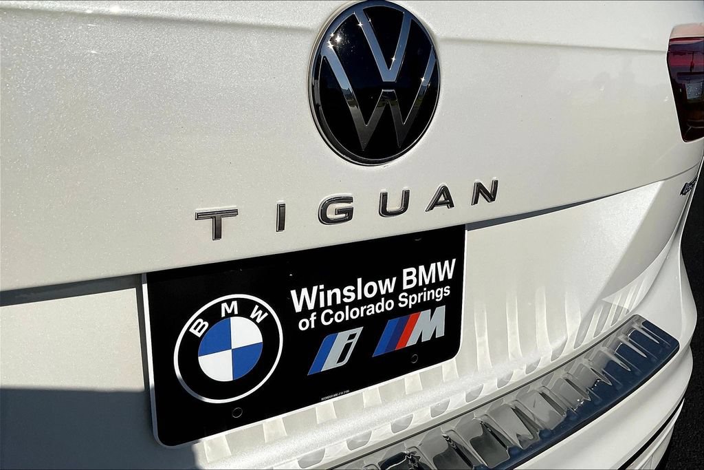 Used 2022 Volkswagen Tiguan SE R-Line AWD/4WD image 24