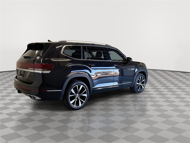 Used 2024 Volkswagen Atlas SEL Premium R-Line image 12