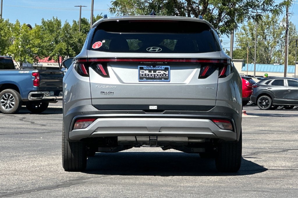 Used 2026 Hyundai Tucson Limited AWD/4WD image 8