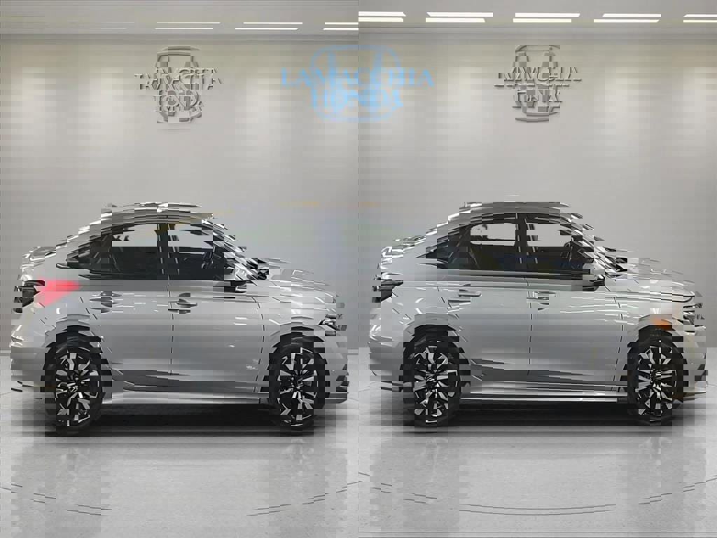 Used 2023 Honda Civic EX image 2