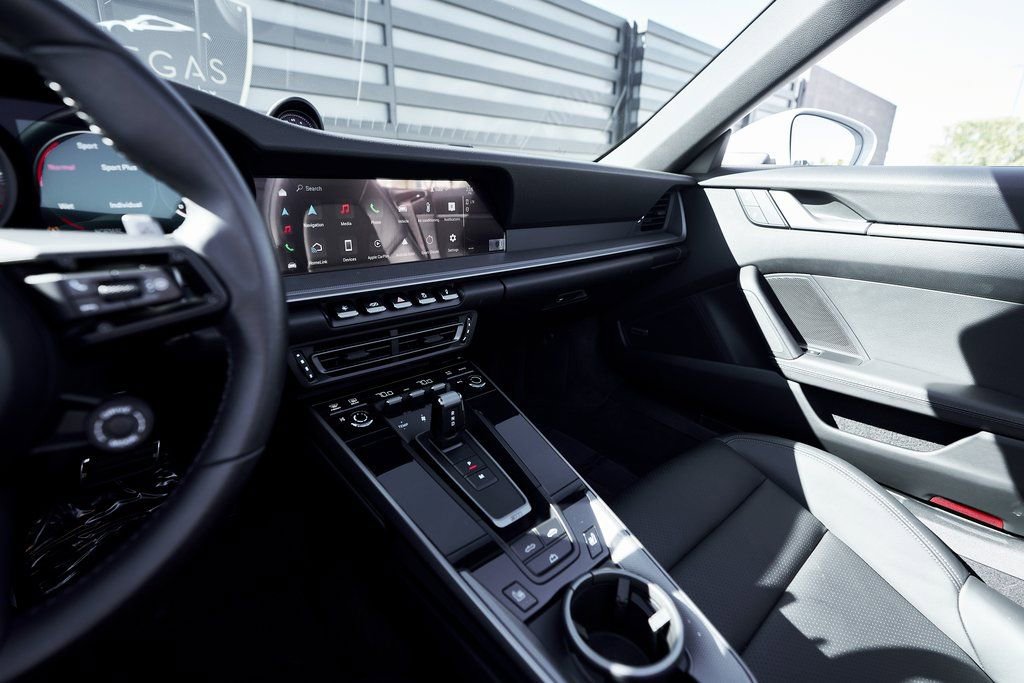 Used 2024 Porsche 911 Carrera 4S image 52