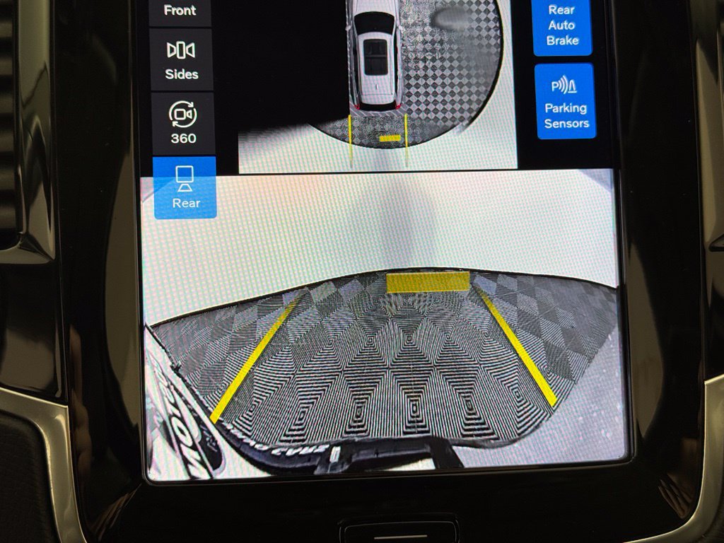 Certified 2024 Volvo XC90 B6 Plus w/ Protection Package AWD/4WD image 29