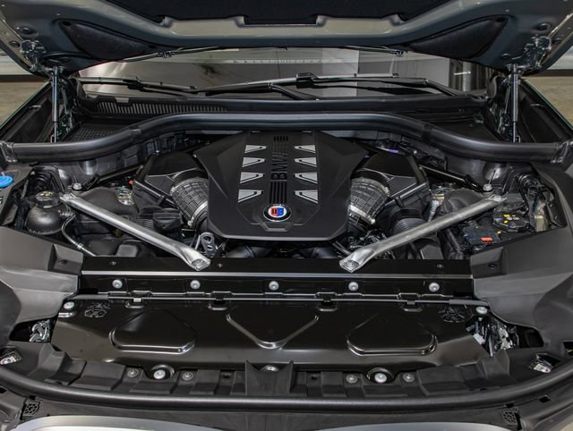 New 2026 BMW ALPINA XB7 AWD/4WD image 5