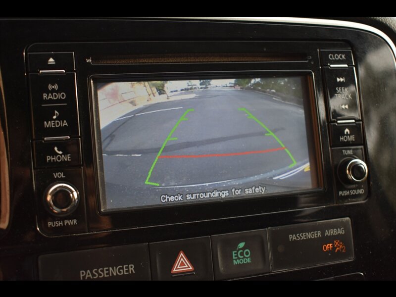 Used 2016 Mitsubishi Outlander SE FWD image 9