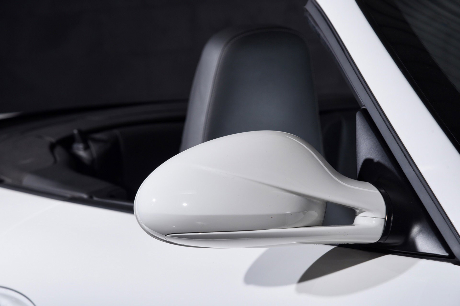 Used 2011 Porsche 911 Turbo image 31