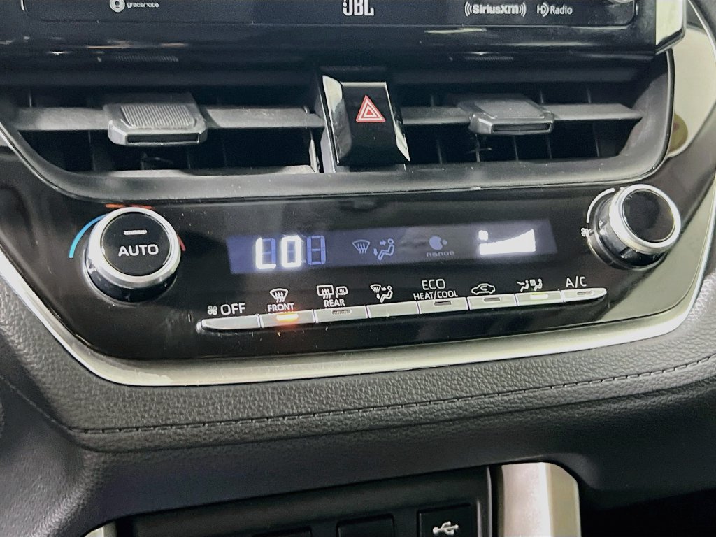 Used 2022 Toyota Corolla Cross LE w/ Moonroof Package FWD image 22