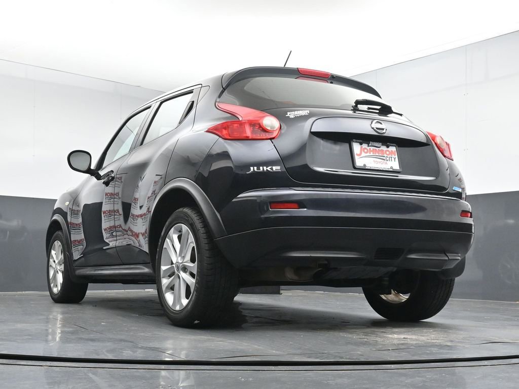 Used 2014 Nissan Juke S FWD image 32