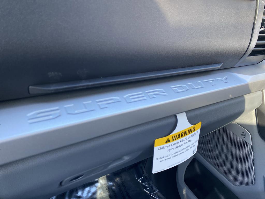 New 2026 Ford F250 XLT w/ XLT Premium Package image 32