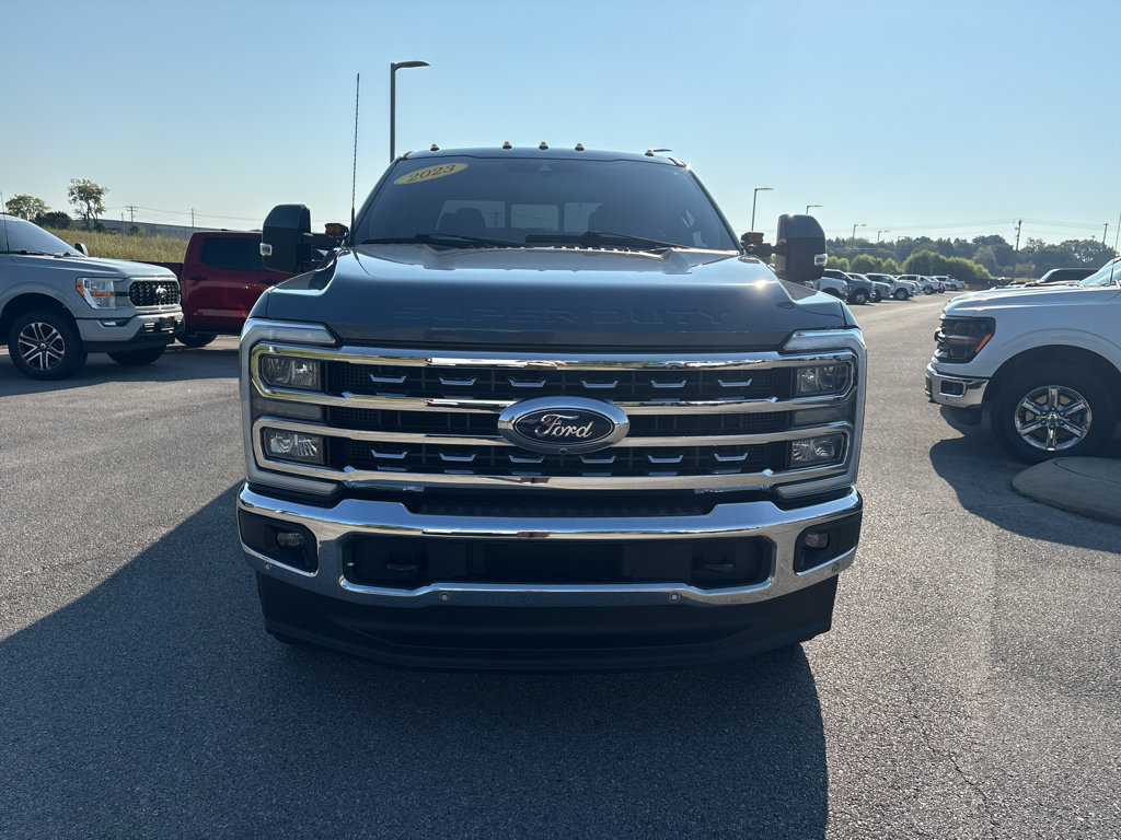 Used 2023 Ford F250 Lariat w/ Lariat Ultimate Package AWD/4WD image 2