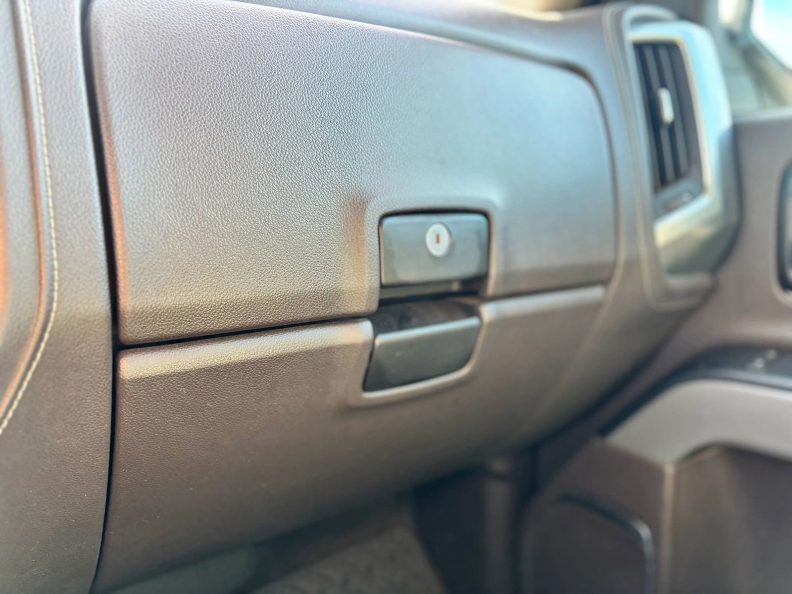 Used 2014 Chevrolet Silverado 1500 LTZ Z71 AWD/4WD image 20