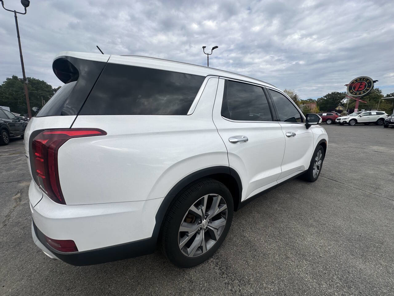 Used 2020 Hyundai Palisade SEL w/ Premium Package image 23