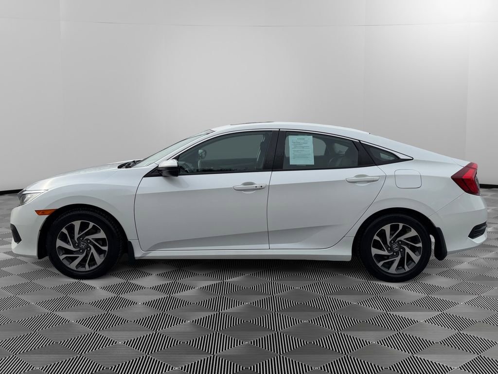 Used 2017 Honda Civic EX image 4