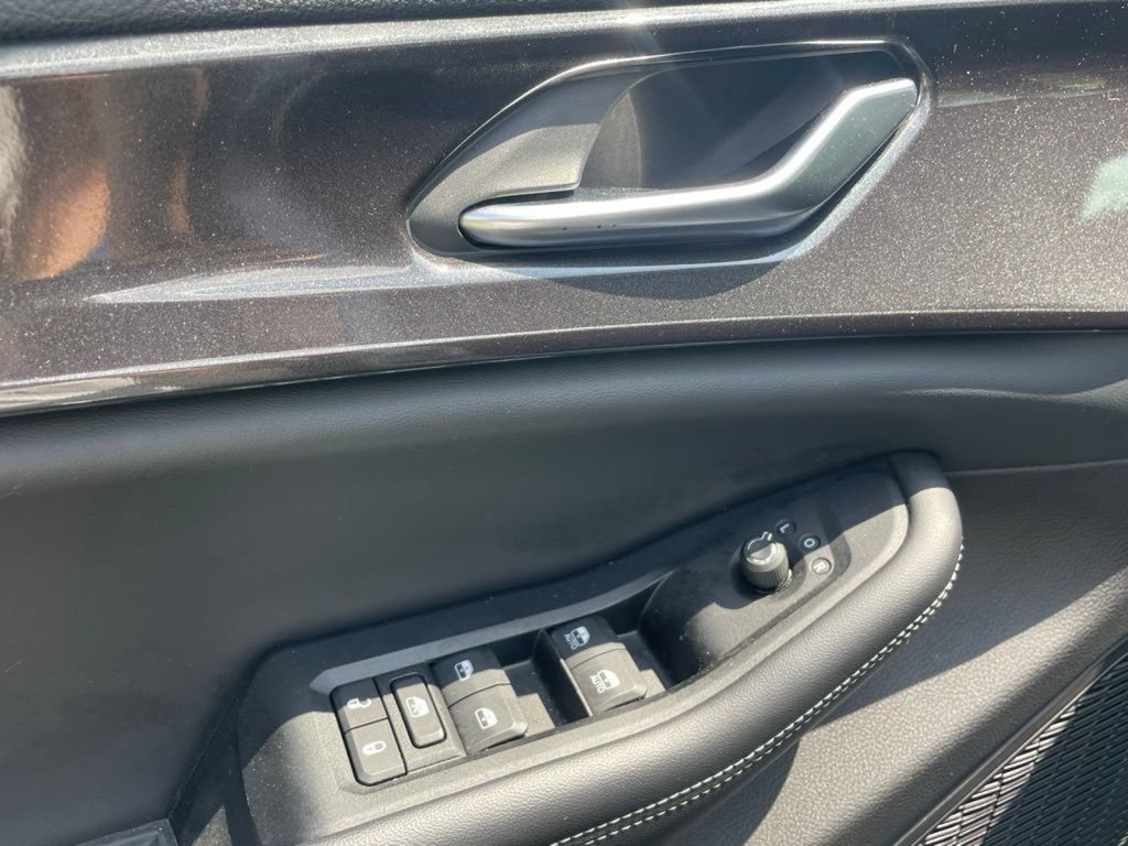 Used 2023 Jeep Grand Cherokee L Laredo AWD/4WD image 30