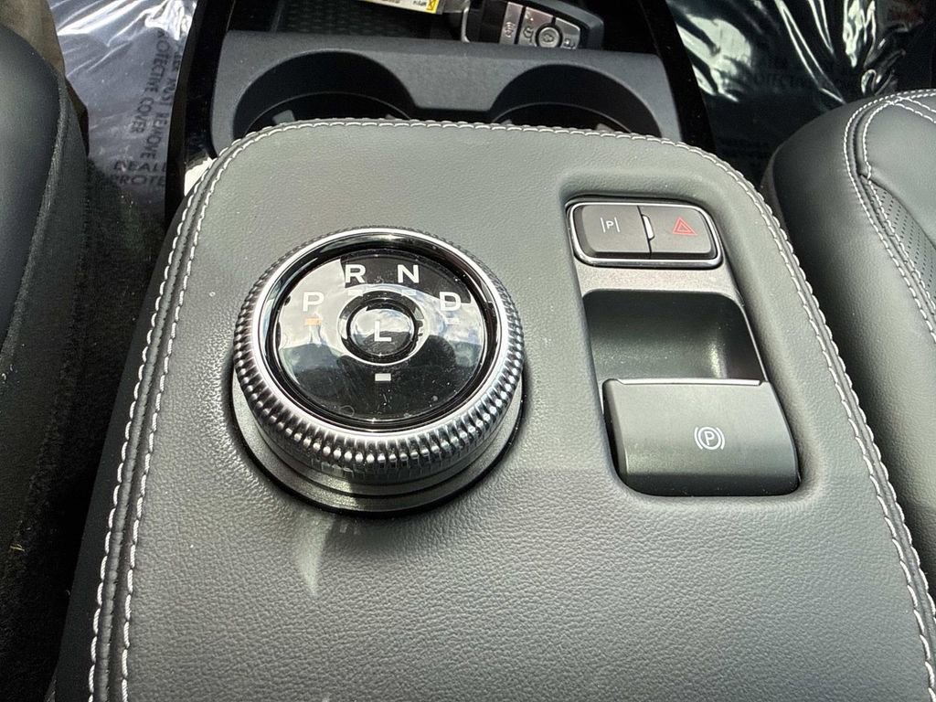 Used 2022 Ford Mustang Mach-E Premium AWD/4WD image 33