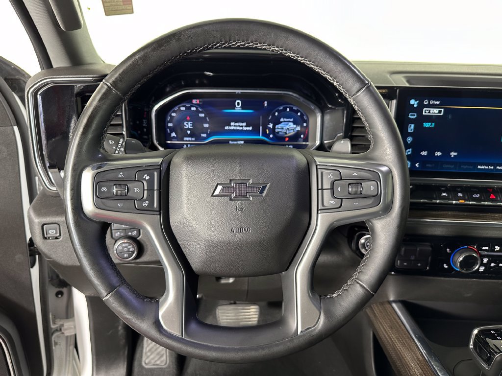 Used 2024 Chevrolet Silverado 1500 RST AWD/4WD image 12