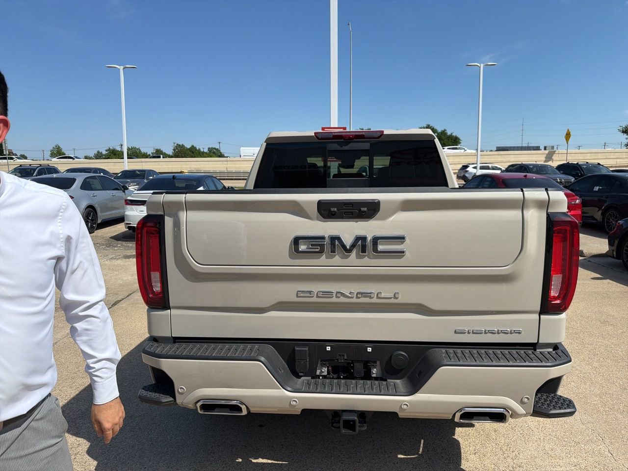 Used 2026 GMC Sierra 1500 Denali Ultimate AWD/4WD image 6