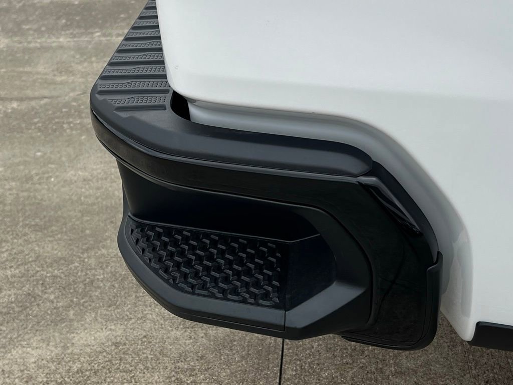 New 2026 Chevrolet Silverado 1500 Custom Trail Boss w/ Dark Appearance Package image 12