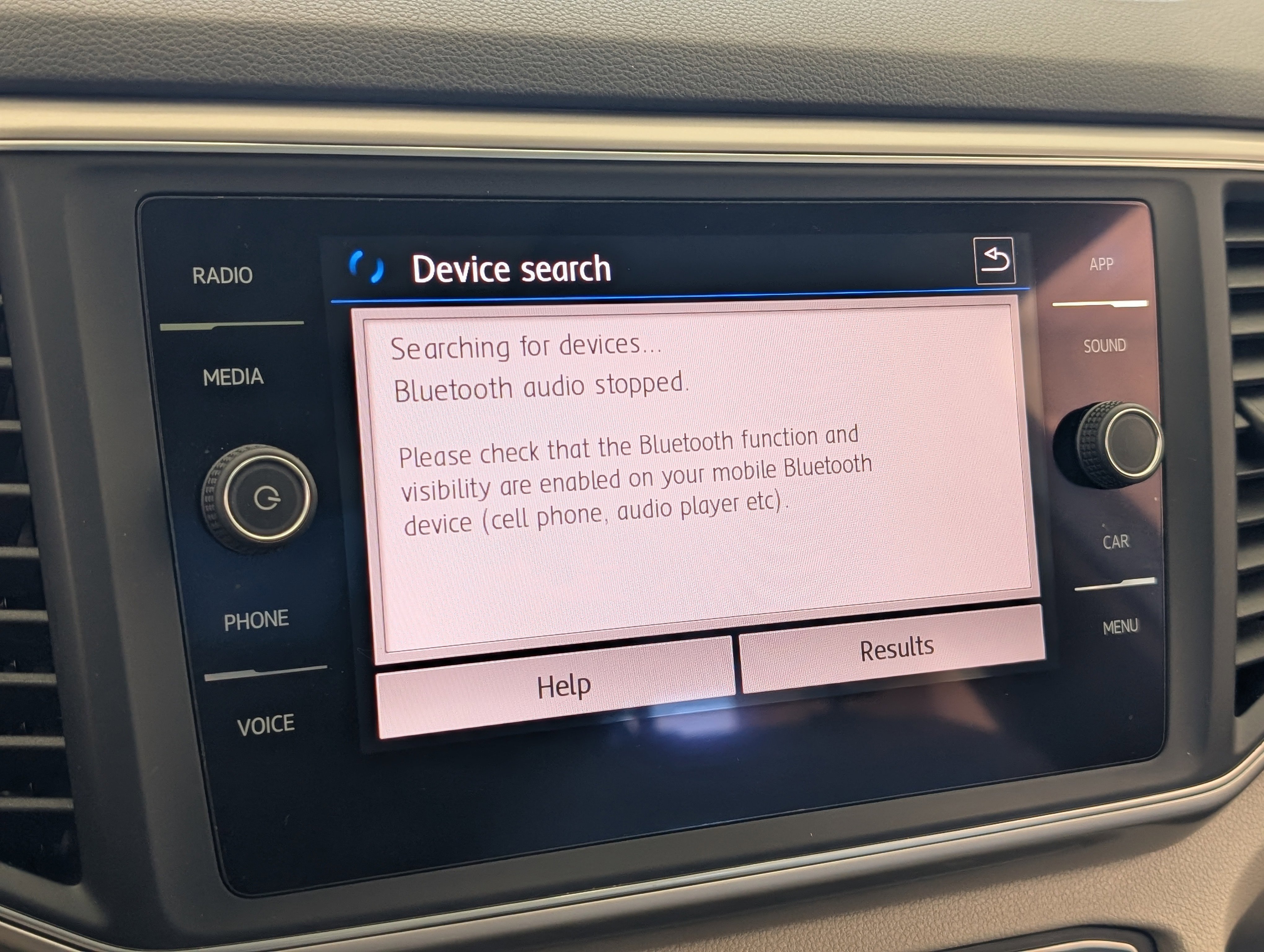 Used 2019 Volkswagen Atlas SE image 32