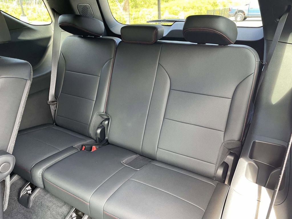 Used 2024 Chevrolet Traverse Z71 w/ Enhanced Driving Package image 14