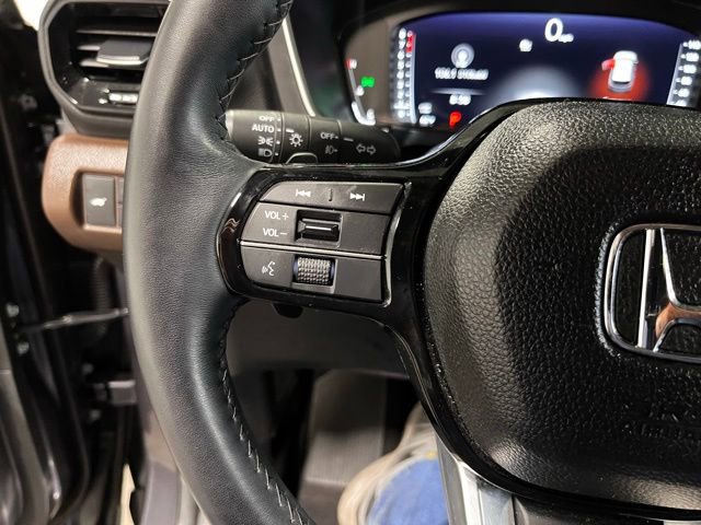 Used 2024 Honda Pilot Elite image 25